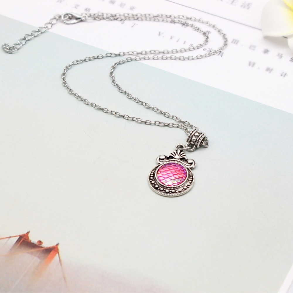 Lulu AZ Iridescent Pink Mermaid Scale Necklace - Picture 2 of 5